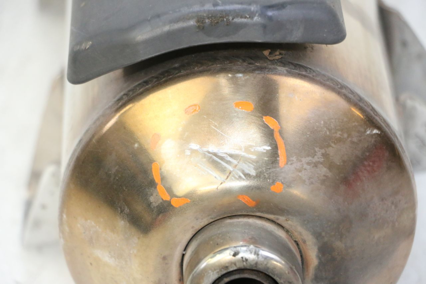 photo de ESCAPE PEUGEOT SATELIS 125 (2006 - 2009) - Zoom sobre los componentes