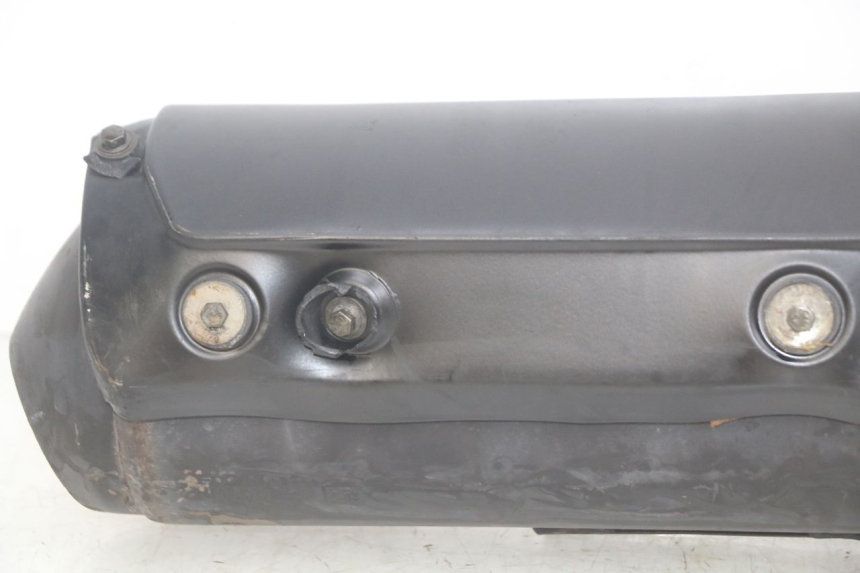 photo de ESCAPE HONDA SCV LEAD 100 (2003 - 2007) - Zoom sobre los componentes