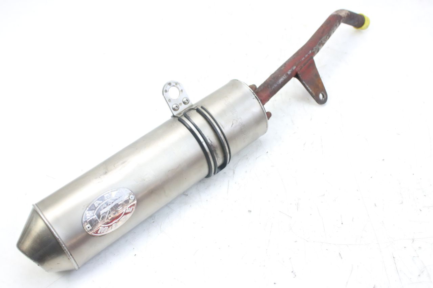 photo de ESCAPE SUZUKI SMX SUPERMOTARD 50 (1996 - 2001) - Detalles de los puntos de fijación