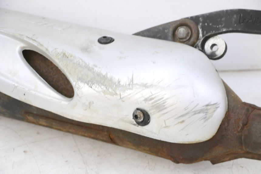 photo de ESCAPE PEUGEOT SPEEDFIGHT 3 AIR 50 (2009 - 2015) - Primer plano técnico