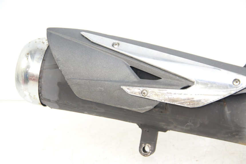 photo de ESCAPE RAZZO STEED 125 (2012 - 2018) - Zoom sobre los componentes