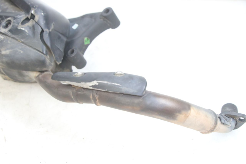 photo de ESCAPE APRILIA SXR 50 (2021 - 2023) - Primer plano técnico
