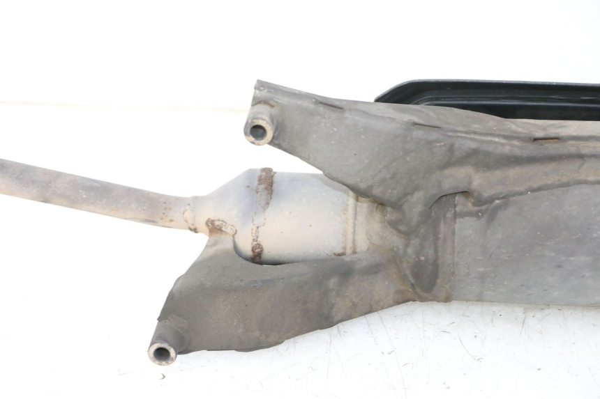 photo de ESCAPE PEUGEOT TWEET PRO CARGO 50 (2018 - 2022) - Estado de la superficie y material