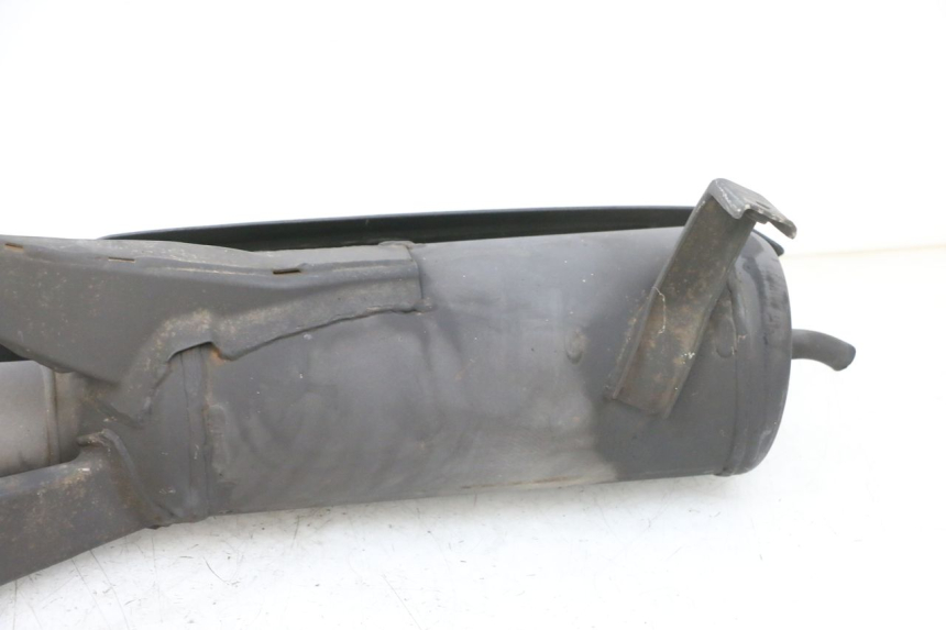 photo de ESCAPE PEUGEOT TWEET PRO EFI 4T 50 (2021 - 2022) - Primer plano técnico