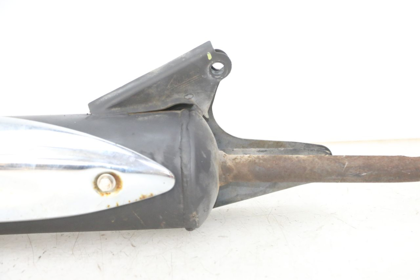 photo de ESCAPE UNIVERSAL BIKE ZN50QT-11B 50 (2018 - 2021) - Detalles de los puntos de fijación