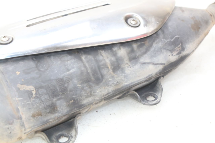 photo de ESCAPE PIAGGIO VESPA GTS IGET ABS 125 (2017 - 2023) - Zoom estado de uso