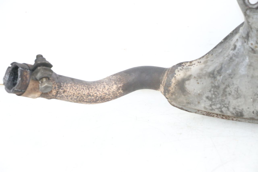 photo de ESCAPE PIAGGIO VESPA GTS SUPER IE 125 (2009 - 2016) - Estado de la superficie y material