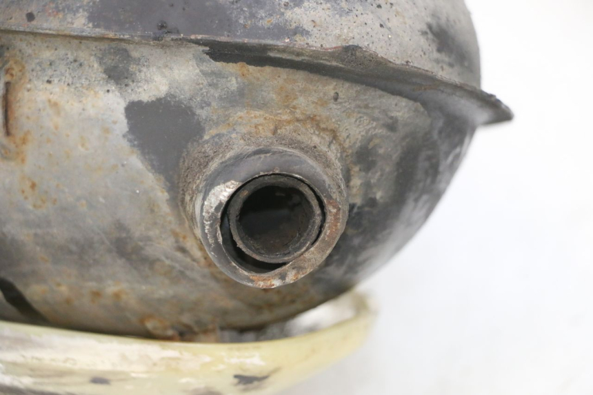 photo de ESCAPE PIAGGIO VESPA LX 2T 50 (2005 - 2013) - Recambio usado revisado