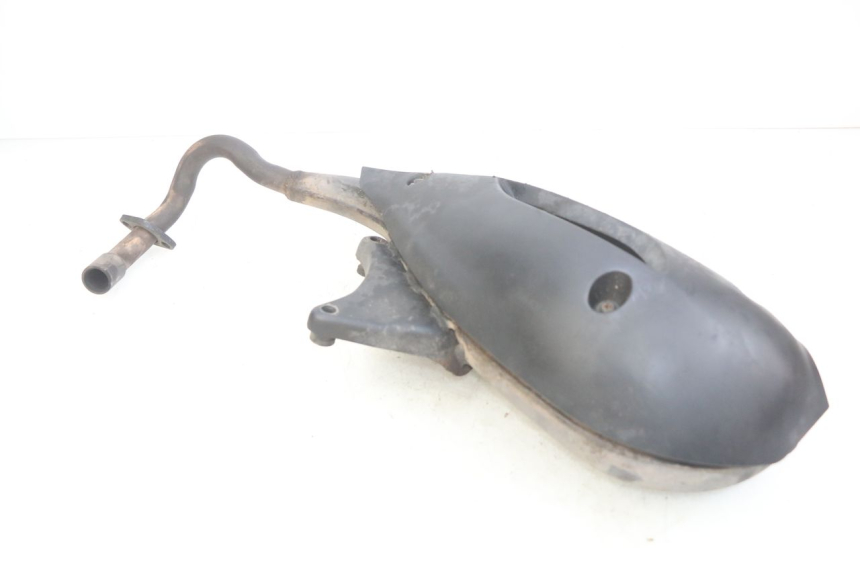 photo de ESCAPE PIAGGIO VESPA LXV 125 (2006 - 2009) - Detalles de los puntos de fijación