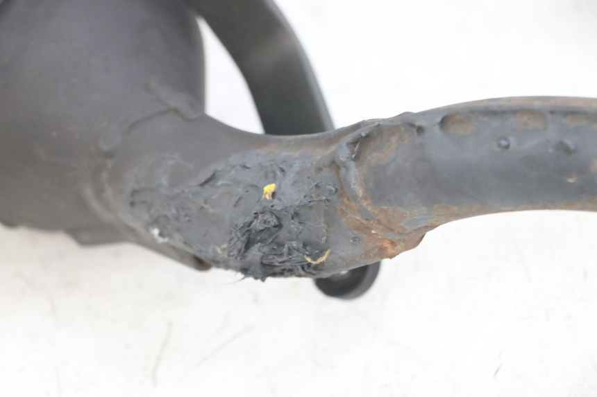 photo de ESCAPE PEUGEOT VIVACITY NEW 2T 50 (2008 - 2017) - Estado de la superficie y material