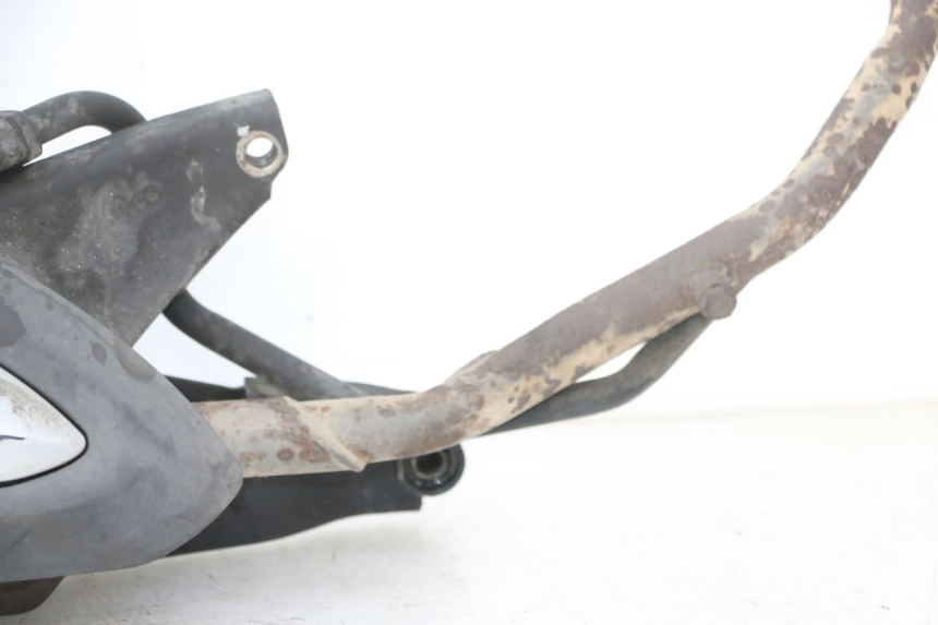 photo de ESCAPE PEUGEOT VIVACITY NEW 4T 50 (2008 - 2017) - Inspección visual detallada