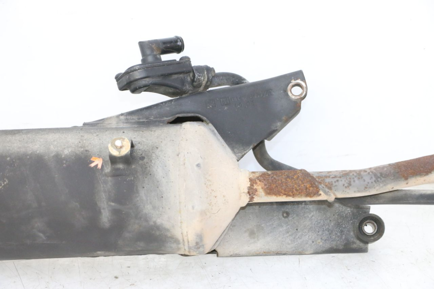 photo de ESCAPE PEUGEOT VIVACITY NEW 4T 50 (2008 - 2017) - Detalle de la pieza