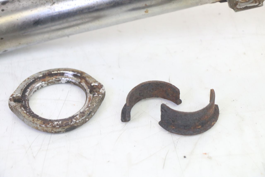 photo de ESCAPE DAELIM VJ ROADWIN FI 125 (2008 - 2017) - Estado de la superficie y material