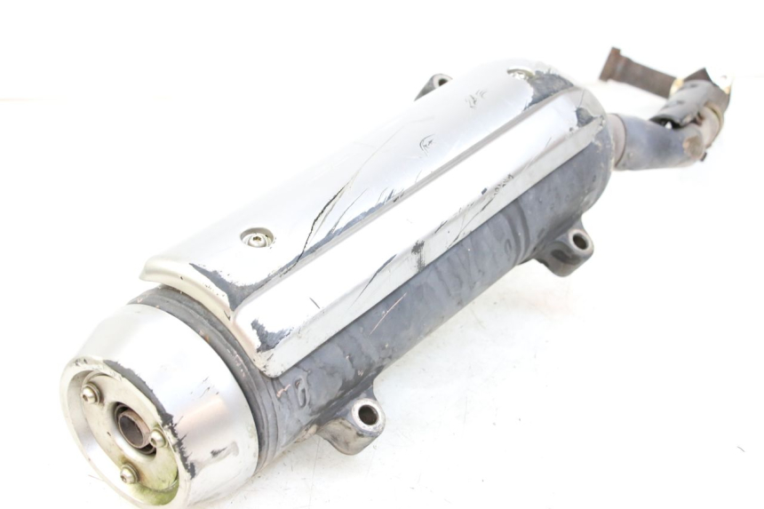 photo de ESCAPE YAMAHA XMAX X-MAX 125 (2006 - 2009) - Detalles de los puntos de fijación