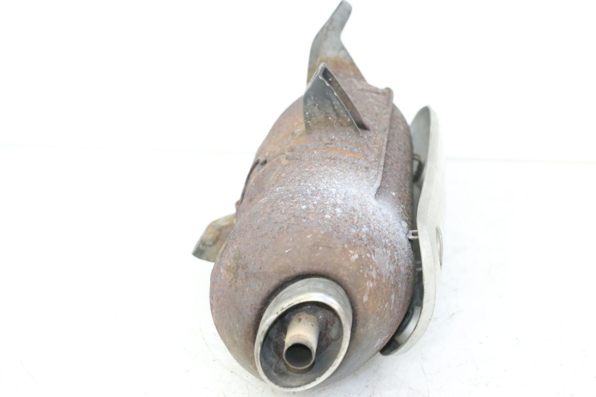 photo de ESCAPE PIAGGIO X9 EVOLUTION 125 (2003 - 2007) - Detalles de los puntos de fijación