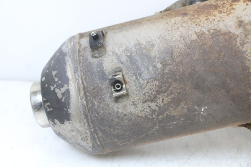 photo de ESCAPE PIAGGIO XEVO - X EVO 125 (2007 - 2017) - Otra perspectiva