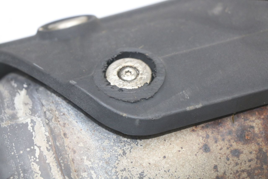 photo de ESCAPE PIAGGIO XEVO - X EVO 125 (2007 - 2017) - Primer plano técnico