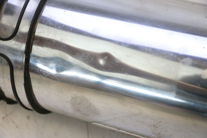 photo de ESCAPE HONDA XLV VARADERO 125 (2007 - 2012) - Enfoque en la estructura