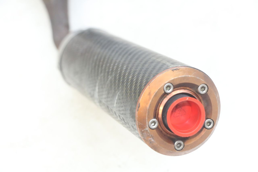 photo de ESCAPE PEUGEOT XP6 50 (2006 - 2011) - Primer plano técnico