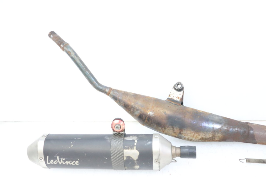 photo de ESCAPE YAMAHA TZR 50 (2008 - 2016) - Primer plano técnico