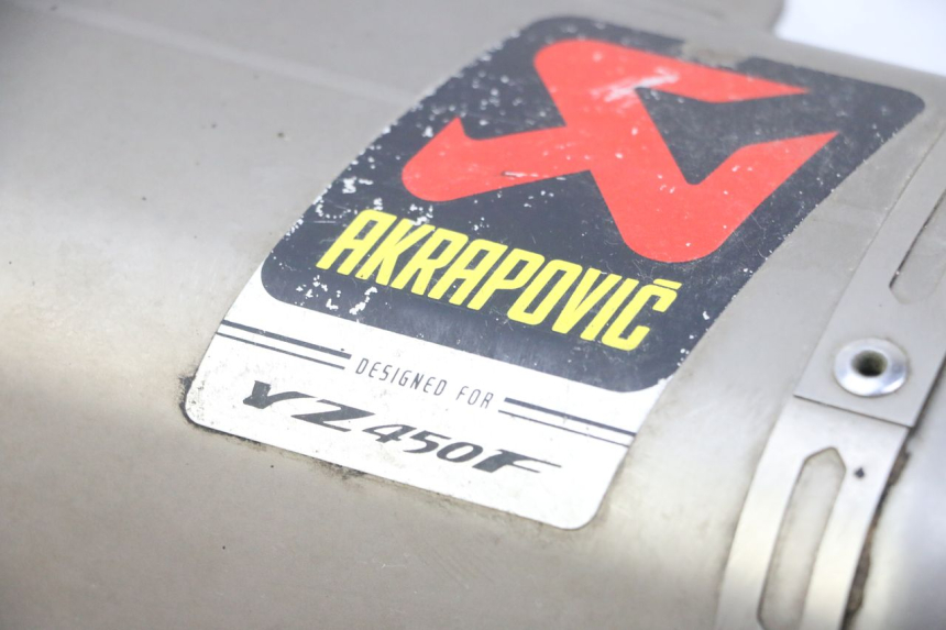 photo de ESCAPE YAMAHA YZF YZ-F 450 (2014 - 2016) - Primer plano técnico