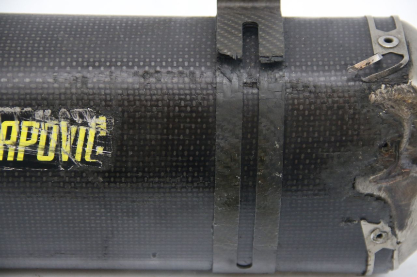 photo de ESCAPE KAWASAKI Z ABS 1000 (2014 - 2020) - Primer plano técnico