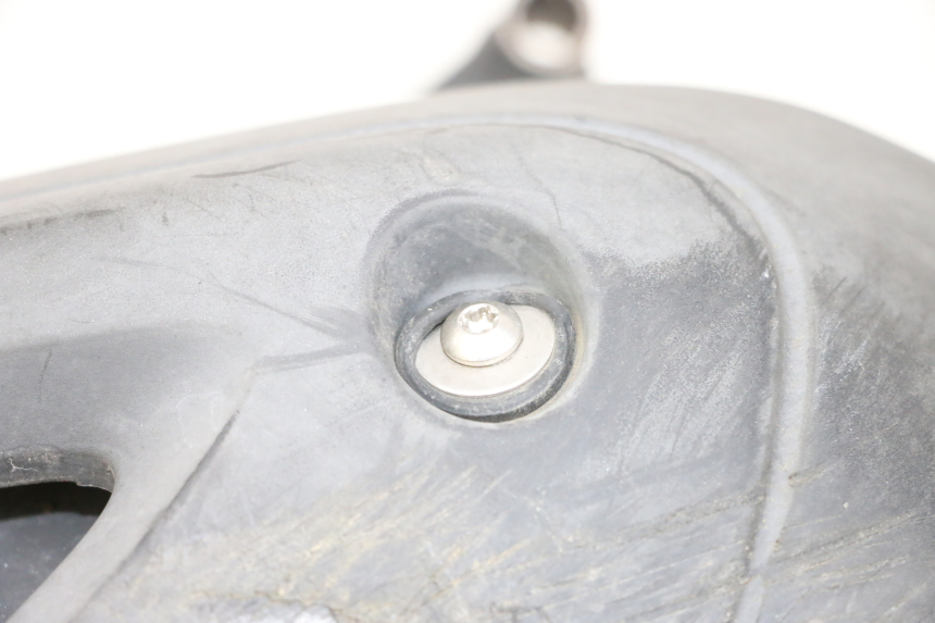 photo de ESCAPE PIAGGIO ZIP 4T 50 (2018 - 2020) - Perfil de la pieza de repuesto