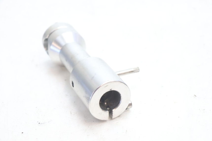 photo de POTENCIA MANILLAR MBK BOOSTER ROCKET 50 (1995 - 1998) - Primer plano técnico