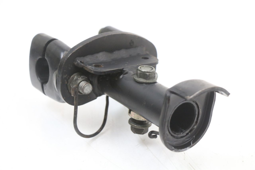 photo de POTENCIA MANILLAR LONGJIA EASY MAX 125 (2020 - 2024) - Detalles de los puntos de fijación