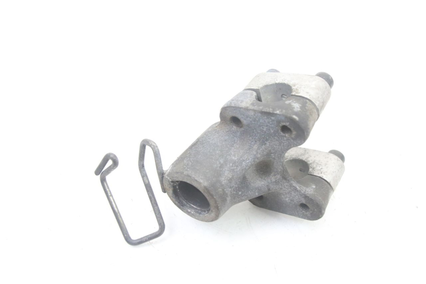photo de POTENCIA MANILLAR YAMAHA X-MAX XMAX ABS 250 (2010 - 2012) - Primer plano técnico
