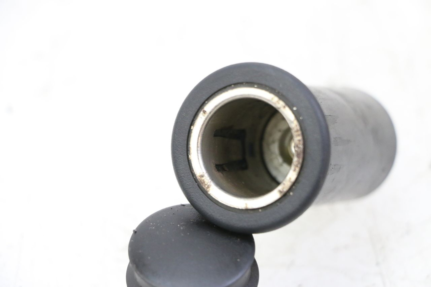 photo de TOMA MECHERO BMW C1 125 (2000 - 2003) - Detalle de la pieza