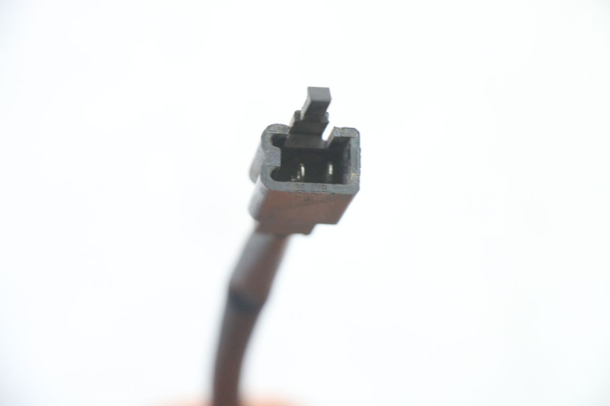 photo de TOMA MECHERO MOTRON BREEZY 4T 50 (2021 - 2025) - Primer plano técnico