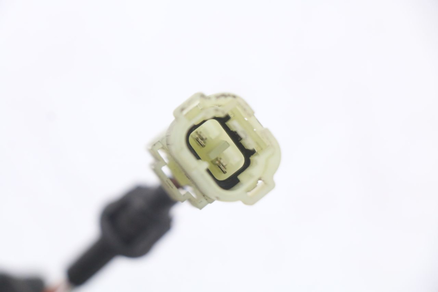 photo de TOMA DE ENCENDEDOR KYMCO DINK STREET 125 (2009 - 2014) - Primer plano técnico