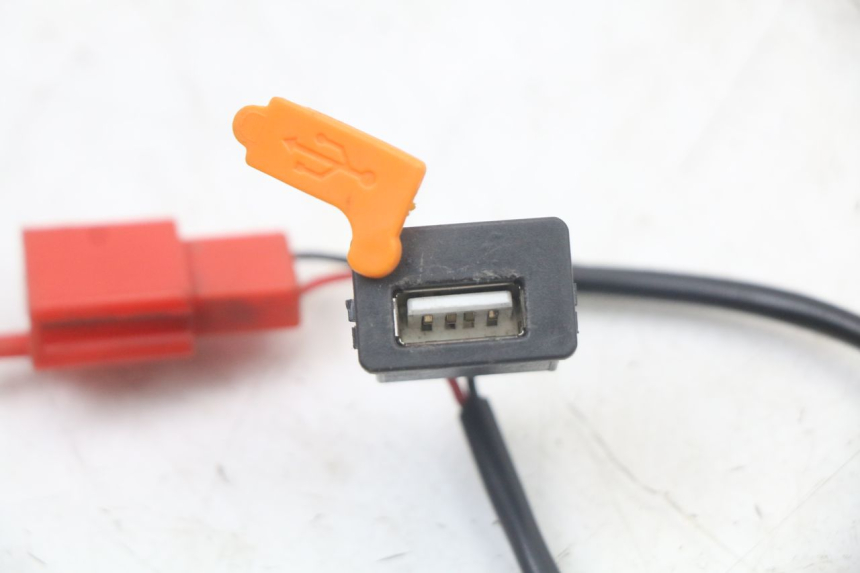 photo de TOMA MECHERO WAYSCRAL E-START 1 (2018 - 2022) - Zoom estado de uso