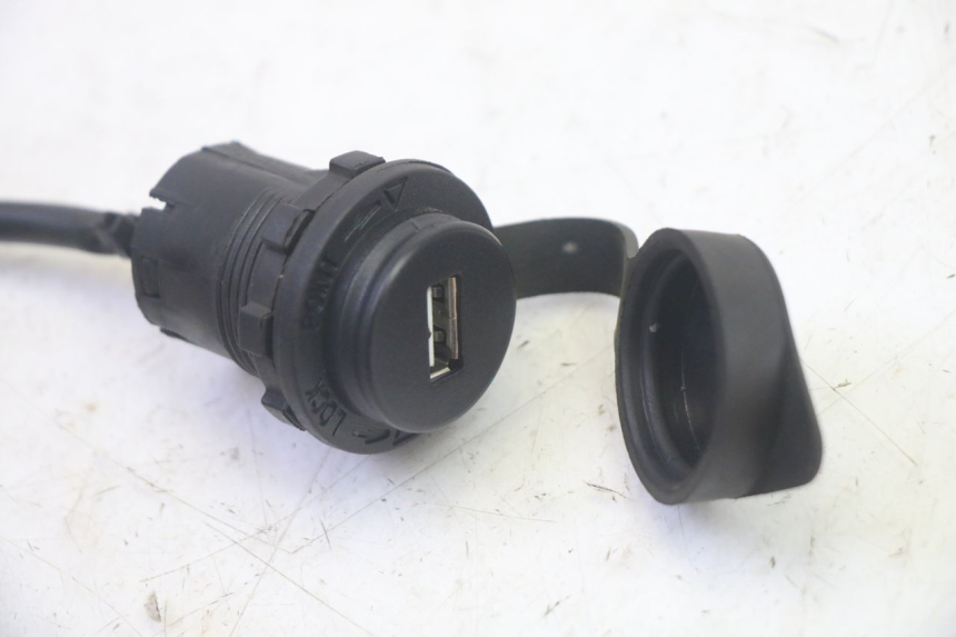 photo de TOMA DE ENCENDEDOR SYM FIDDLE 3 III 125 (2014 - 2020) - Detalle de la pieza