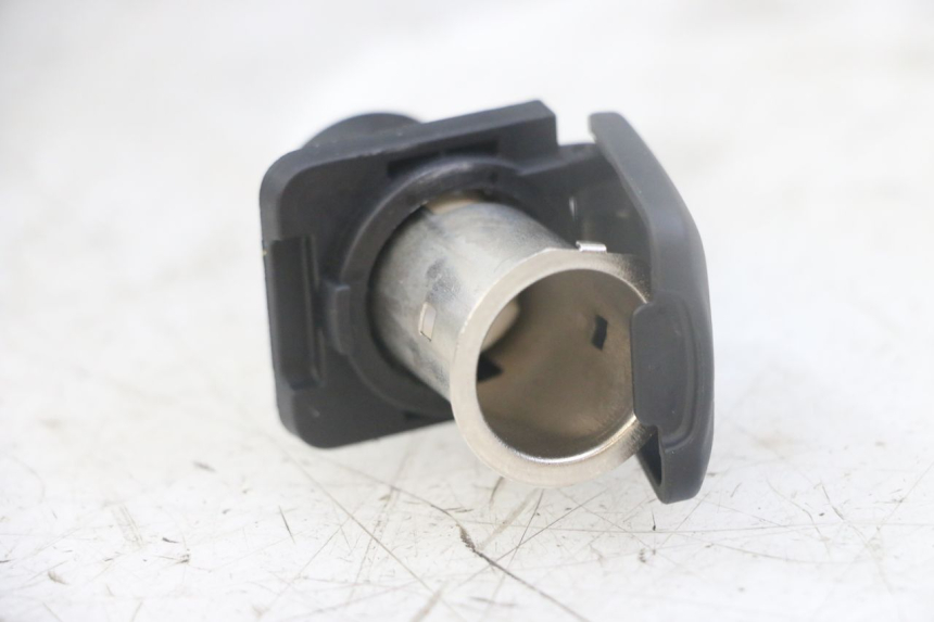 photo de TOMA MECHERO HONDA FORZA ABS 300 (2013 - 2017) - Zoom estado de uso