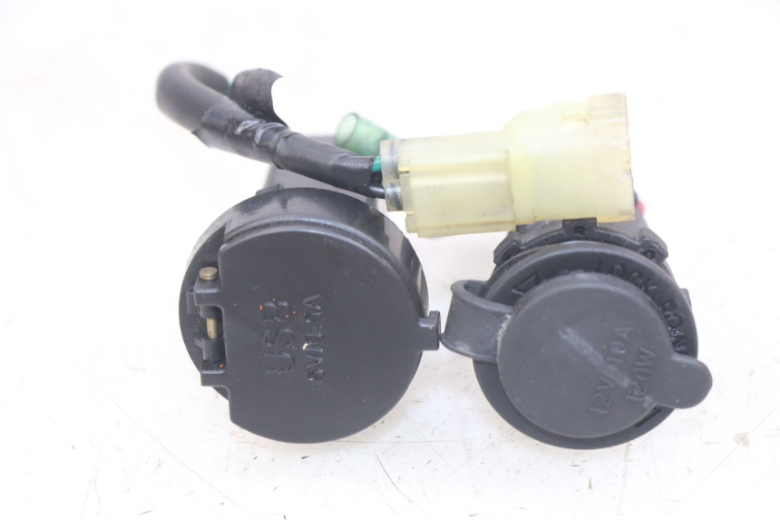 photo de TOMA DE ENCENDEDOR SYM GTS EFI 125 (2012 - 2016) - Vista principal