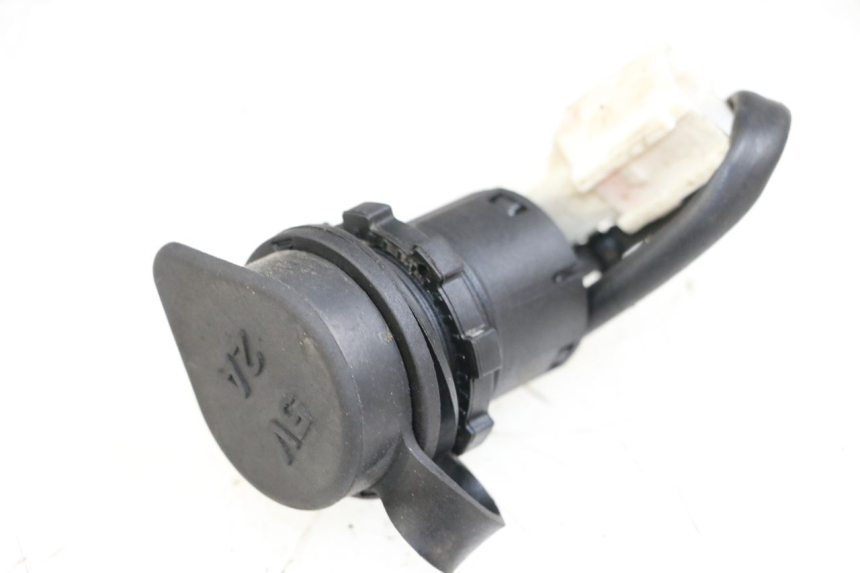 photo de TOMA DE ENCENDEDOR SYM JET 14 4T 50 (2018 - 2022) - Zoom estado de uso