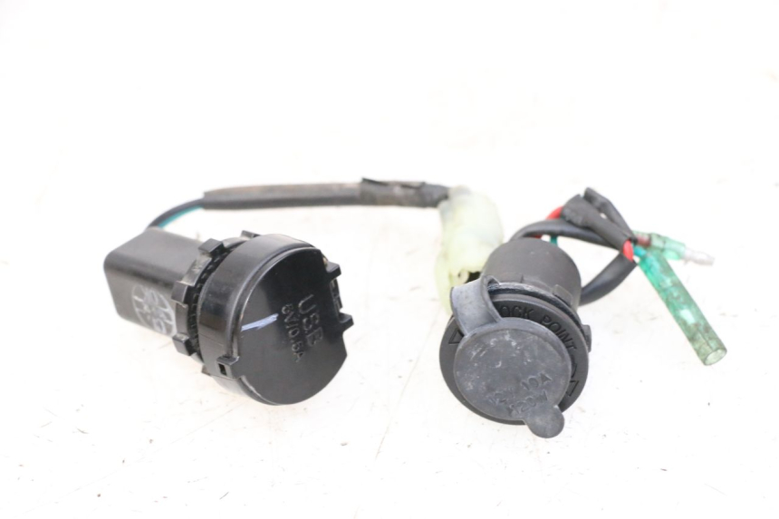 photo de TOMA MECHERO SYM JOYMAX 125 (2010 - 2017) - Vista principal