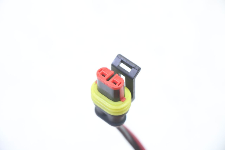 photo de TOMA MECHERO PIAGGIO MP3 HPE 310 (2024 - 2025) - Primer plano técnico