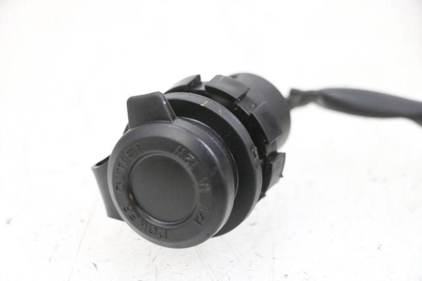 photo de TOMA MECHERO YAMAHA NEO'S CORE 1 (2022 - 2026) - Zoom estado de uso