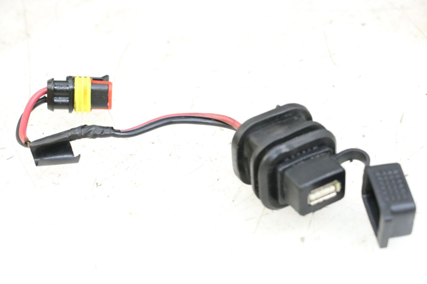 photo de TOMA DE ENCENDEDOR PIAGGIO NEW TYPHOON 50 (2018 - 2021) - Vista principal