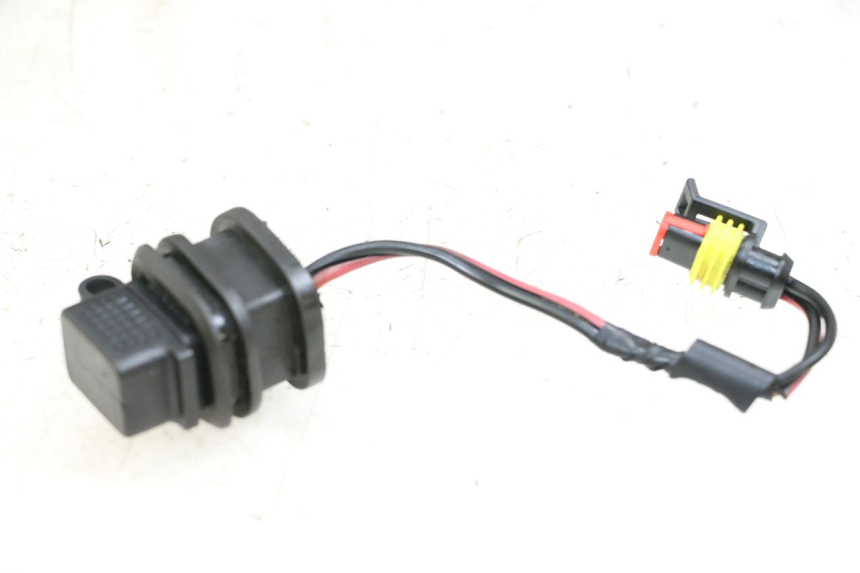 photo de TOMA DE ENCENDEDOR PIAGGIO NEW TYPHOON 50 (2018 - 2021) - Detalle de la pieza