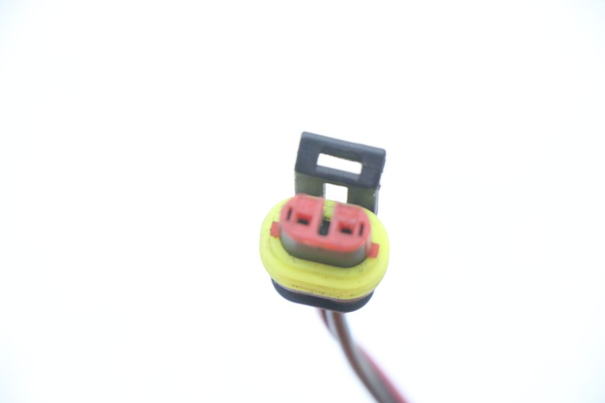 photo de TOMA DE ENCENDEDOR PIAGGIO NEW TYPHOON 50 (2018 - 2021) - Primer plano técnico