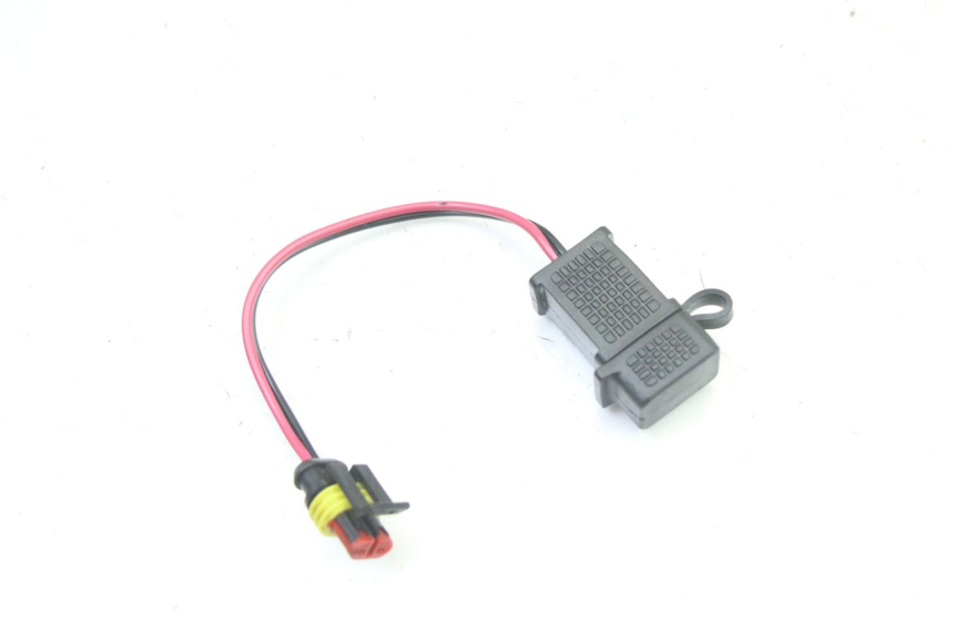 photo de TOMA DE ENCENDEDOR PIAGGIO NEW TYPHOON 50 (2018 - 2021) - Primer plano técnico