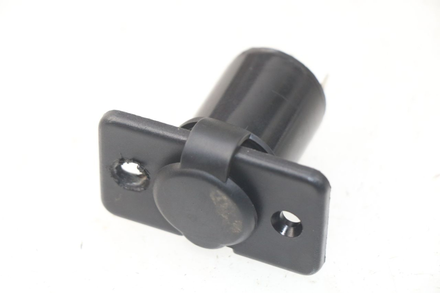 photo de TOMA MECHERO SYM ORBIT 2 4T 50 (2008 - 2017) - Detalle de la pieza