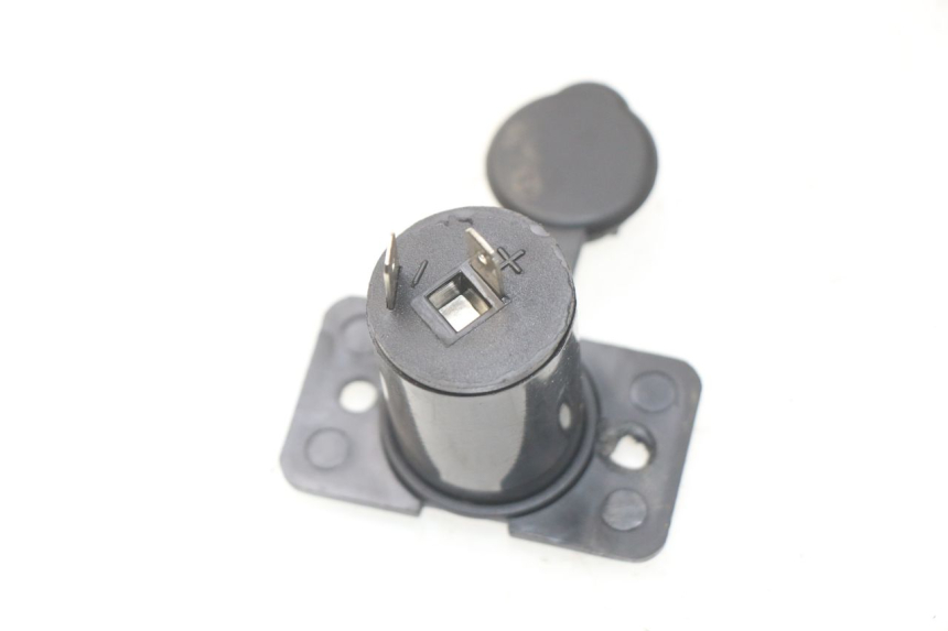 photo de TOMA MECHERO SYM ORBIT 2 4T 50 (2008 - 2017) - Zoom estado de uso