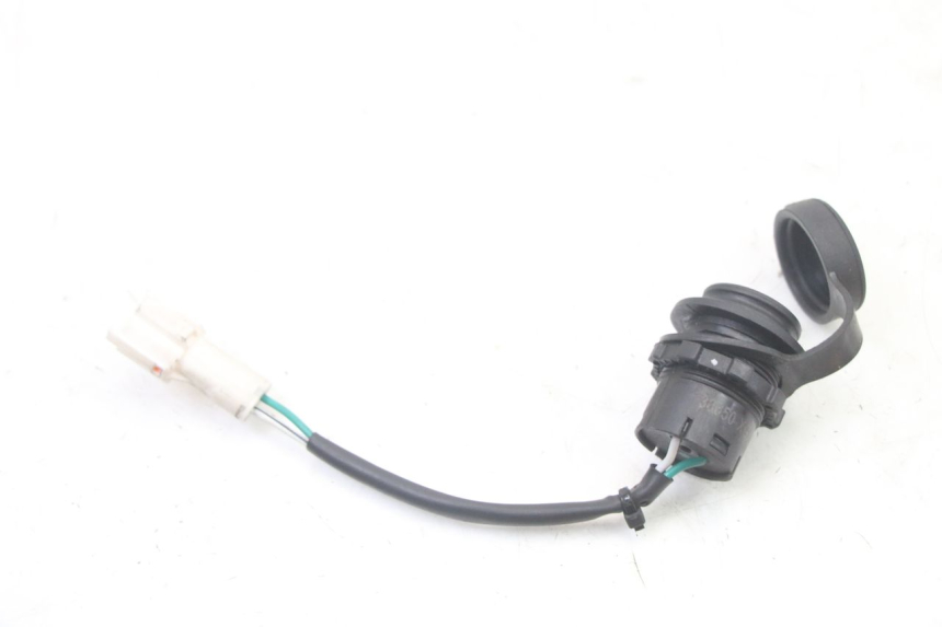 photo de TOMA MECHERO SYM ORBIT III 3 4T 50 (2021 - 2025) - Otra perspectiva