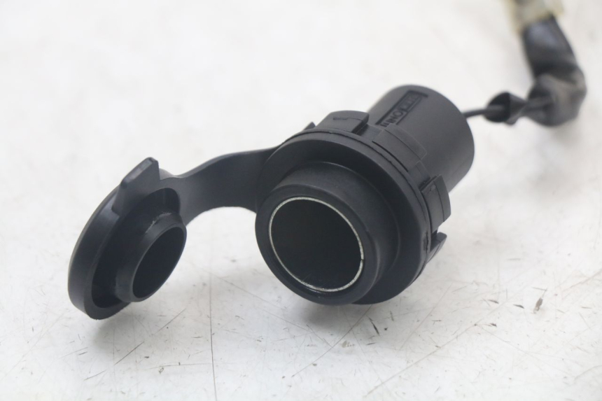 photo de TOMA DE ENCENDEDOR YAMAHA XMAX X-MAX ABS 125 (2017 - 2020) - Vista general del producto