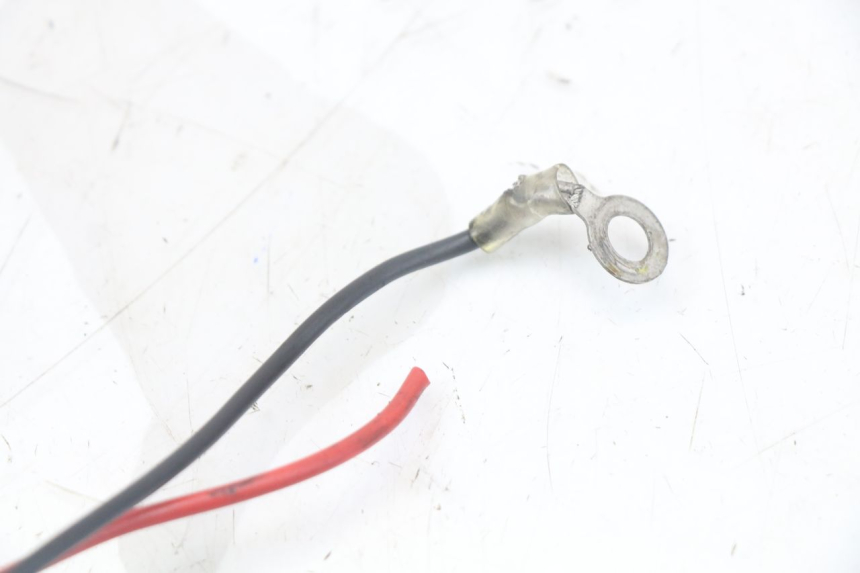 photo de TOMA MECHERO YAMAHA FZ1 FAZER 1000 (2007 - 2009) - Detalles de los puntos de fijación